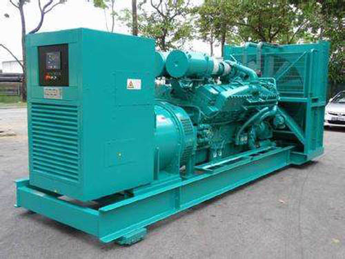 西城如何选择适合 100KW 发电机的电缆长度？